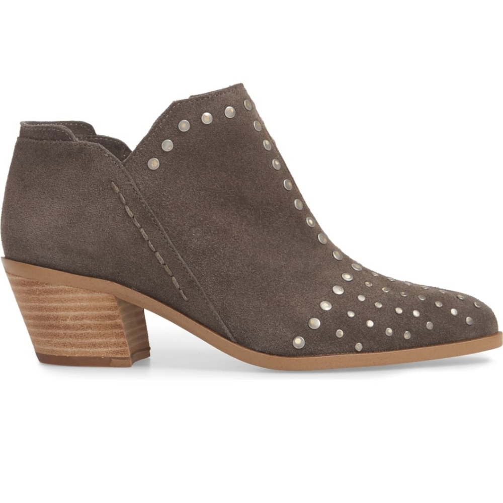 1.state grey pointed  booties